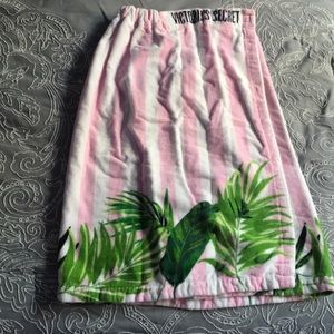 VICTORIA’S SECRET TOWEL DRESS
